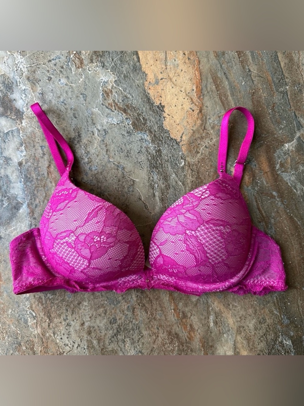 Victoria's Secret BioFit Push Up Bra Pink Lace Women's Size 34A